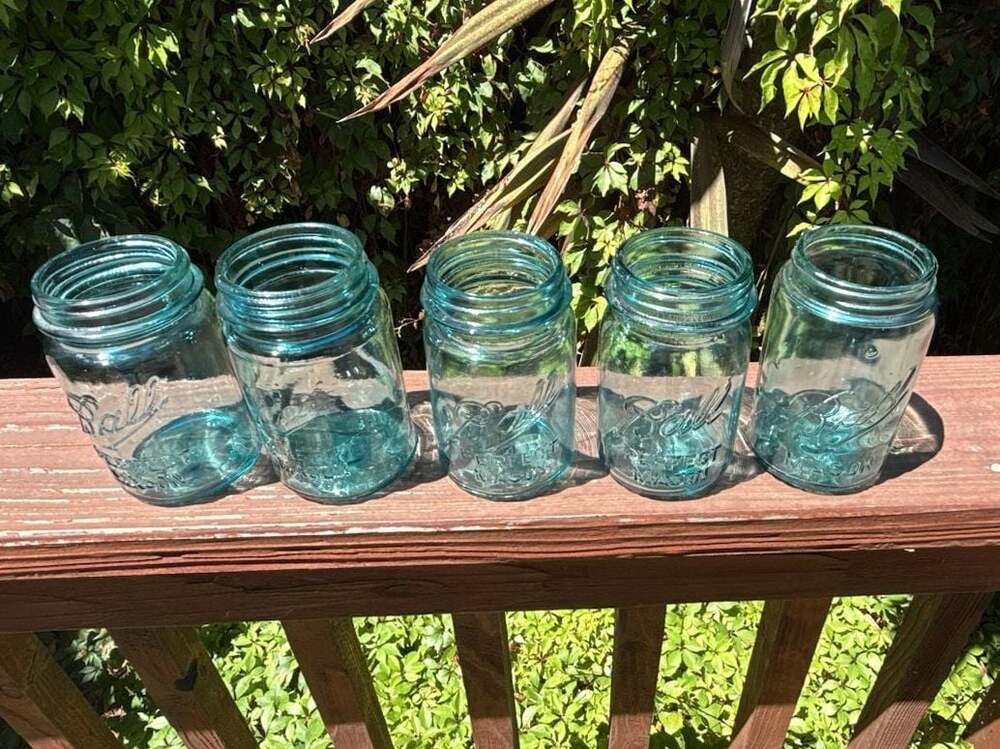 Set of 5 Vintage Blue Ball Perfect Mason Jars, Various Numbers, No Lids - Picture 2 of 12